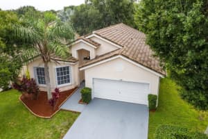 12108 Sunset Point Cir, Wellington, FL 33414, Sold 09/23/21