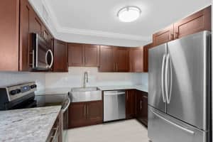 9780 Pineapple Tree Dr, Boynton Beach, FL 33436, Sold 10/06/21