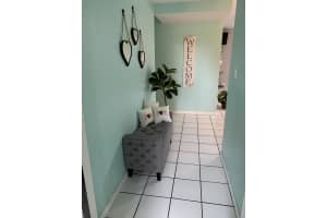 835 Hibiscus Dr, Royal Palm Beach, FL 33411, Sold 12/10/21