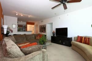 700 E Boynton Beach Blvd, Boynton Beach, FL 33435, Sold 10/07/21