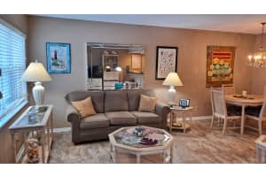 5550 N Ocean Blvd, Ocean Ridge, FL 33435, Sold 10/01/21