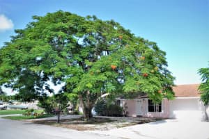 6720 Osborne Dr, Lake Worth, FL 33462, Sold 12/30/21
