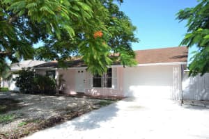 6720 Osborne Dr, Lake Worth, FL 33462, Sold 12/30/21