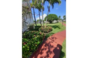 410 NE 17th Ave, Boynton Beach, FL 33435, Sold 03/08/22