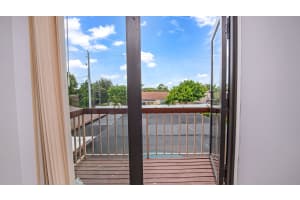 4206 Landar Dr N, Lake Worth, FL 33463, Sold 10/29/21