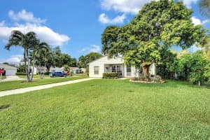 5128 Silver Maple Ln, Boynton Beach, FL 33472, Sold 10/08/21