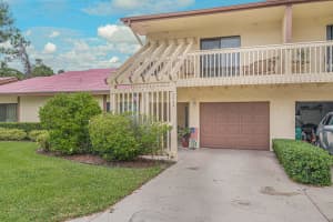 2949 Bent Pine Dr, Fort Pierce, FL 34951, Sold 01/14/22