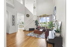 1916 Newmark Cir SW, Vero Beach, FL 32968, Sold 11/01/21