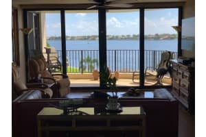 8200 Lakeshore Dr, Hypoluxo, FL 33462, Sold 11/04/21