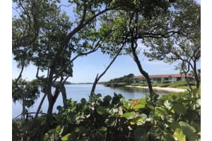 6101 SE Landing Way, Stuart, FL 34997, Sold 02/09/22