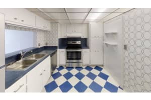 1021 Hillsboro Mile, Hillsboro Beach, FL 33062, Sold 01/27/22