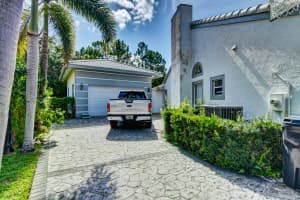 4259 Danielson Dr, Lake Worth, FL 33467, Sold 11/15/21