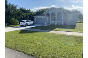 4567 SE Murray Cove Cir, Stuart, FL 34997, Sold 10/08/21