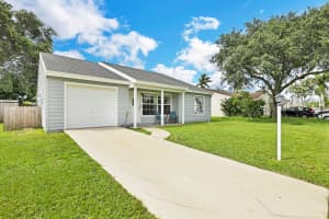 7803 Blairwood Cir N, Lake Worth, FL 33467, Sold 10/22/21