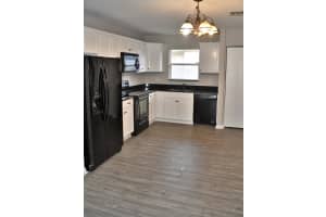 6712 2nd St, Jupiter, FL 33458, Sold 09/30/21