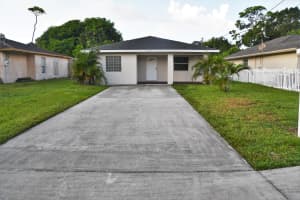 6712 2nd St, Jupiter, FL 33458, Sold 09/30/21