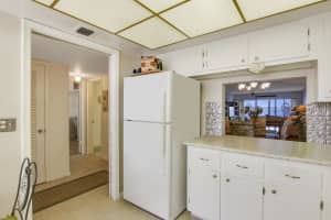 60 Yacht Club Dr, North Palm Beach, FL 33408, Sold 10/27/21