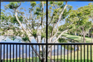 9214 NW 1st St, Pembroke Pines, FL 33024, Sold 09/30/21
