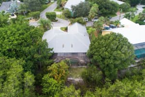 10590 SE Jupiter Narrows Dr, Hobe Sound, FL 33455, Sold 10/18/21