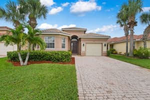 643 Stanford Ln, Port St. Lucie, FL 34983, Sold 01/14/22