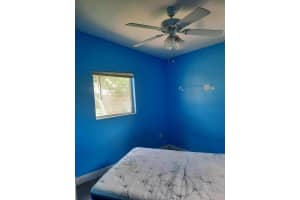 587 Chipewyan Dr, Lake Worth, FL 33462, Sold 12/01/21