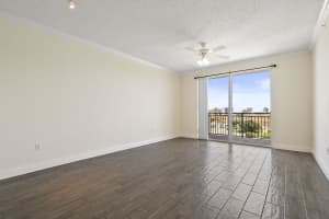 616 Clearwater Park Rd, West Palm Beach, FL 33401, Sold 10/04/21