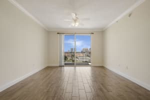 616 Clearwater Park Rd, West Palm Beach, FL 33401, Sold 10/04/21