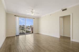 616 Clearwater Park Rd, West Palm Beach, FL 33401, Sold 10/04/21