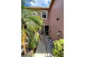 6856 Willow Creek Run, Lake Worth, FL 33463, Sold 03/03/22