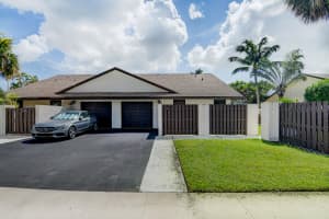 535 SW 28th Ave, Delray Beach, FL 33445, Sold 10/12/21