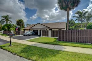 535 SW 28th Ave, Delray Beach, FL 33445, Sold 10/12/21