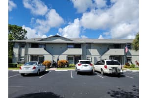 8323 SE Croft Cir, Hobe Sound, FL 33455, Sold 10/18/21