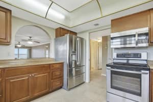 60 Yacht Club Dr, North Palm Beach, FL 33408, Sold 09/02/21