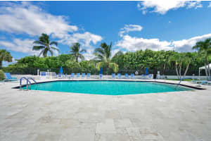 145 S Ocean Ave, Palm Beach Shores, FL 33404, Sold 10/28/21
