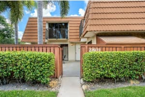 2801 Waterford Dr N, Deerfield Beach, FL 33442, Sold 10/28/21