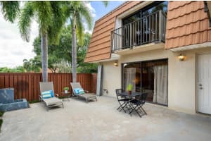 2801 Waterford Dr N, Deerfield Beach, FL 33442, Sold 10/28/21