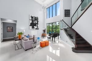 255 Gardenia Isles Dr, Palm Beach Gardens, FL 33418, Sold 10/21/21