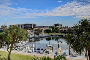 2707 N Ocean Blvd d304, Boca Raton, FL 33431, Sold 02/11/22