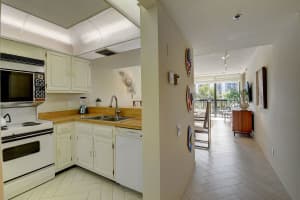 2707 N Ocean Blvd d304, Boca Raton, FL 33431, Sold 02/11/22