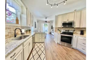 137 Prestige Dr, Royal Palm Beach, FL 33411, Sold 10/12/21