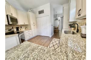 137 Prestige Dr, Royal Palm Beach, FL 33411, Sold 10/12/21