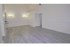 8164 SE Croft Cir, Hobe Sound, FL 33455, Sold 09/24/21