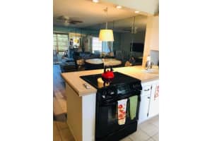 2161 NE 1st Ct, Boynton Beach, FL 33435, Sold 09/29/21