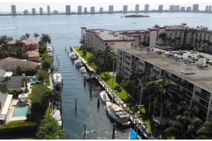 109 Paradise Harbour Blvd, North Palm Beach, FL 33408, Sold 10/25/21