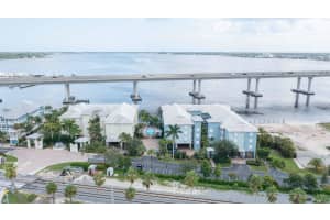 215 NW Flagler Ave, Stuart, FL 34994, Sold 11/18/21