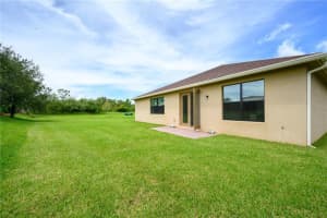 MLS# R10743381, Vero Beach, Florida 32966