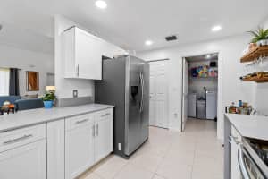 10109 NW 33rd St, Sunrise, FL 33351, Sold 10/21/21