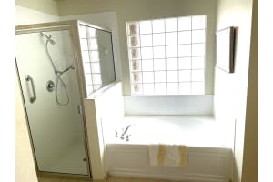 8064 Florenza Dr, Boynton Beach, FL 33472, Sold 10/15/21