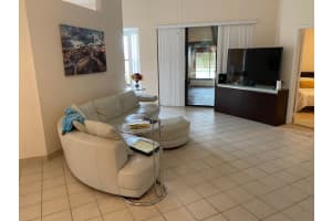 5204 Brian Blvd, Boynton Beach, FL 33472, Sold 12/02/21