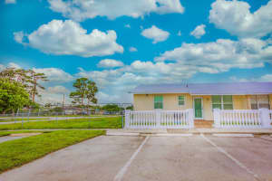 877 Sumter Rd E, West Palm Beach, FL 33415, Sold 11/05/21
